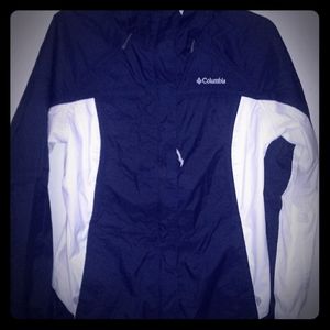 Columbia womans light jacket